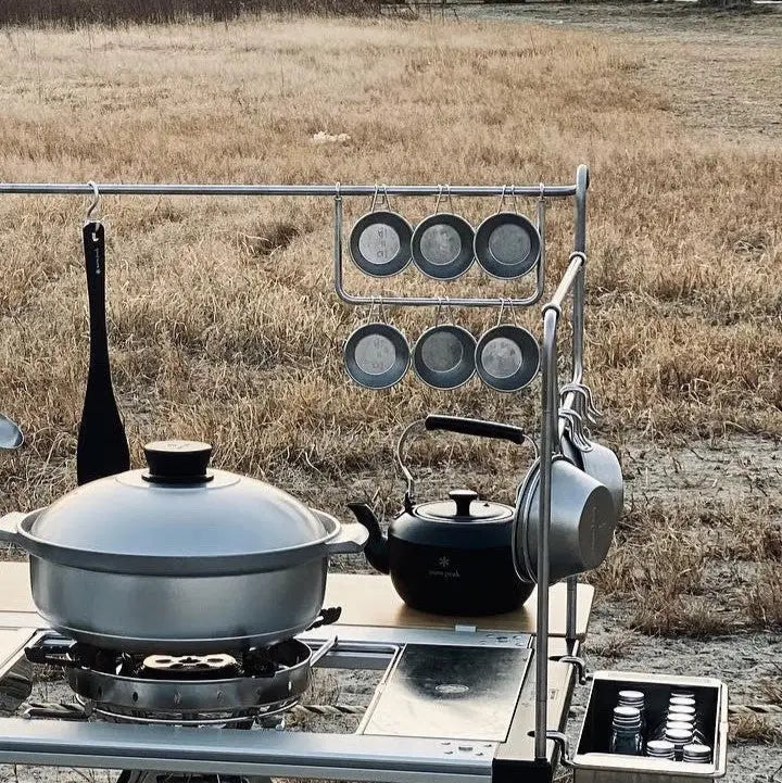 HR Double Hanger - Henrik Seo