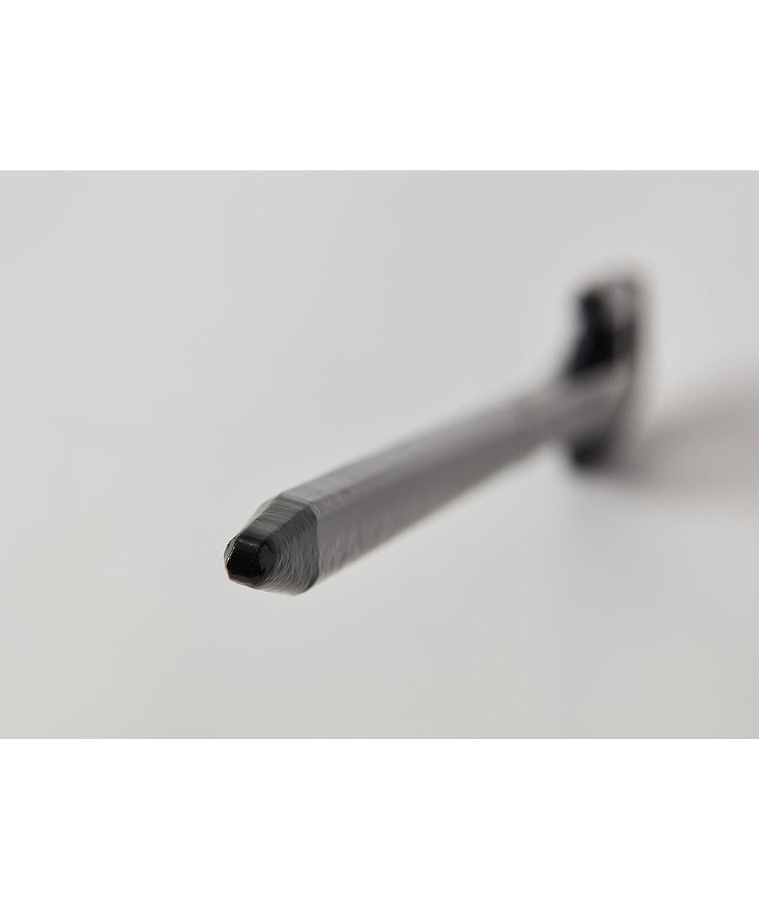 Solid Stake Delta, angled view of the head and shaft