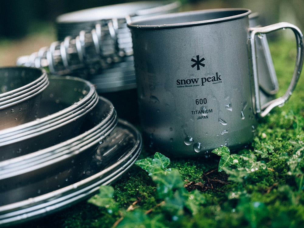 SNOW PEAK Double Mug main lifestyle