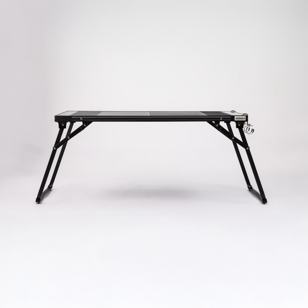 Wild Plate Stove Table