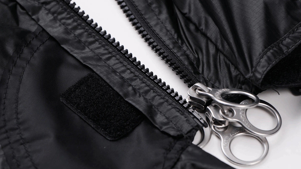 Locating the front zipper on TN600 skin