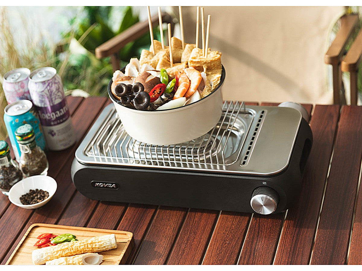 Guibada Ceramic Grill heating a pot of oden hot pot outdoors