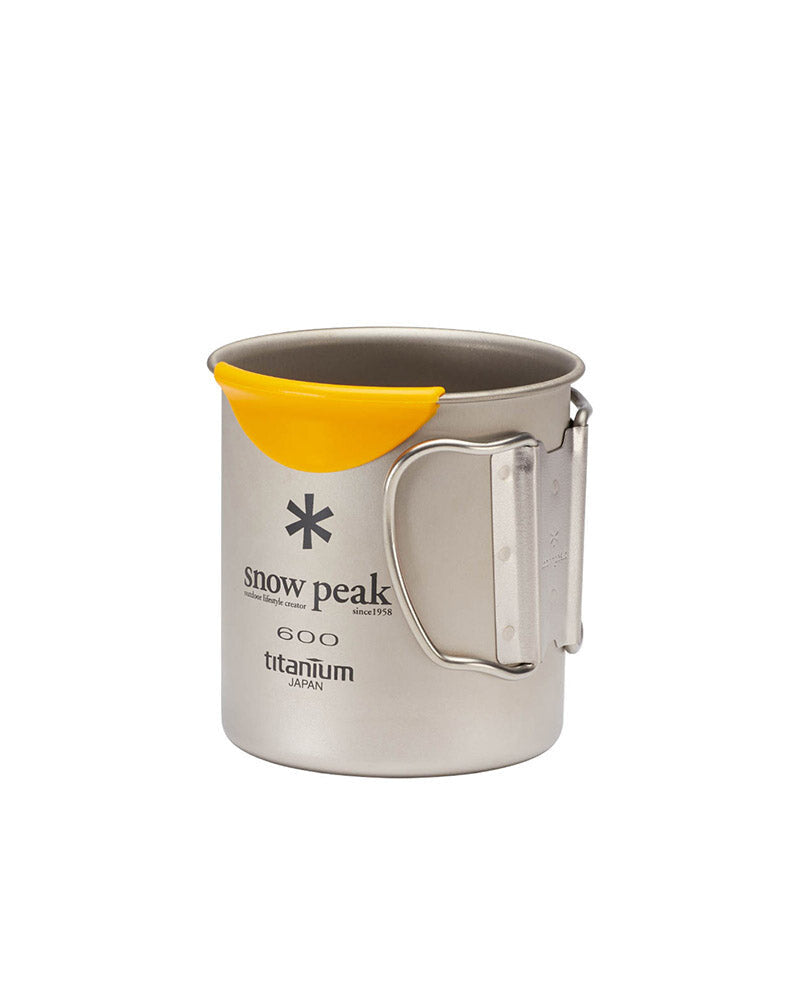 HotLips Titanium 600 Mug (Set), titanium mug with the yellow HotLips fitted and handles folded in
