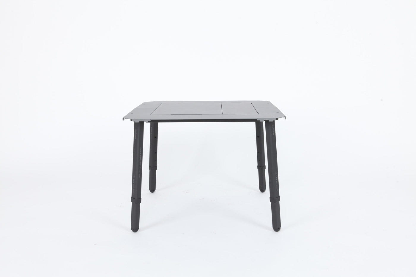 BUENOFE IGT Connect Table 1.5 built into a standalone table with quick-slot legs set to the lower height stage, shown front-on against a white studio background.