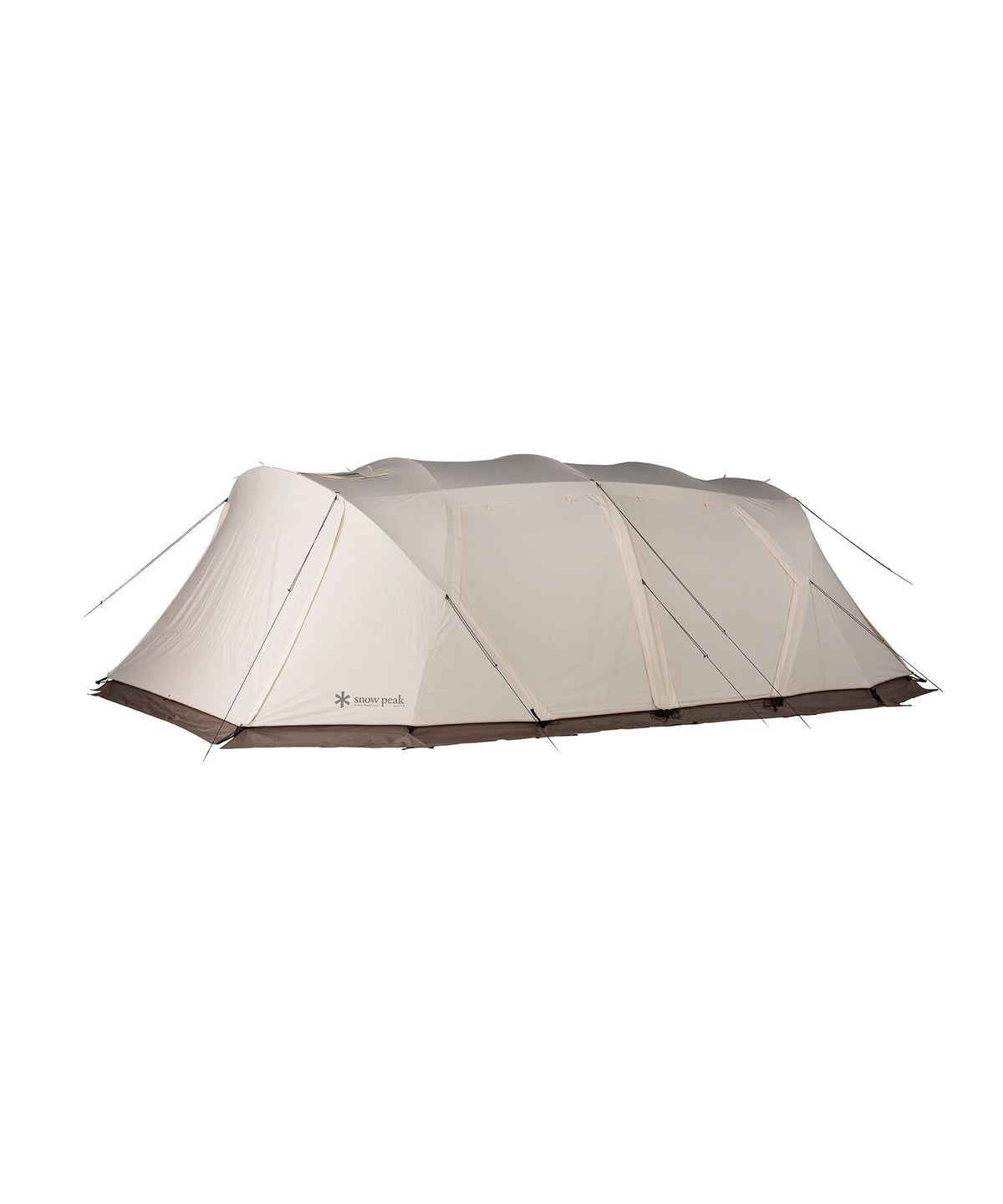 Land Lock X Fly Cover TC, fitted over the shelter, three-quarter view