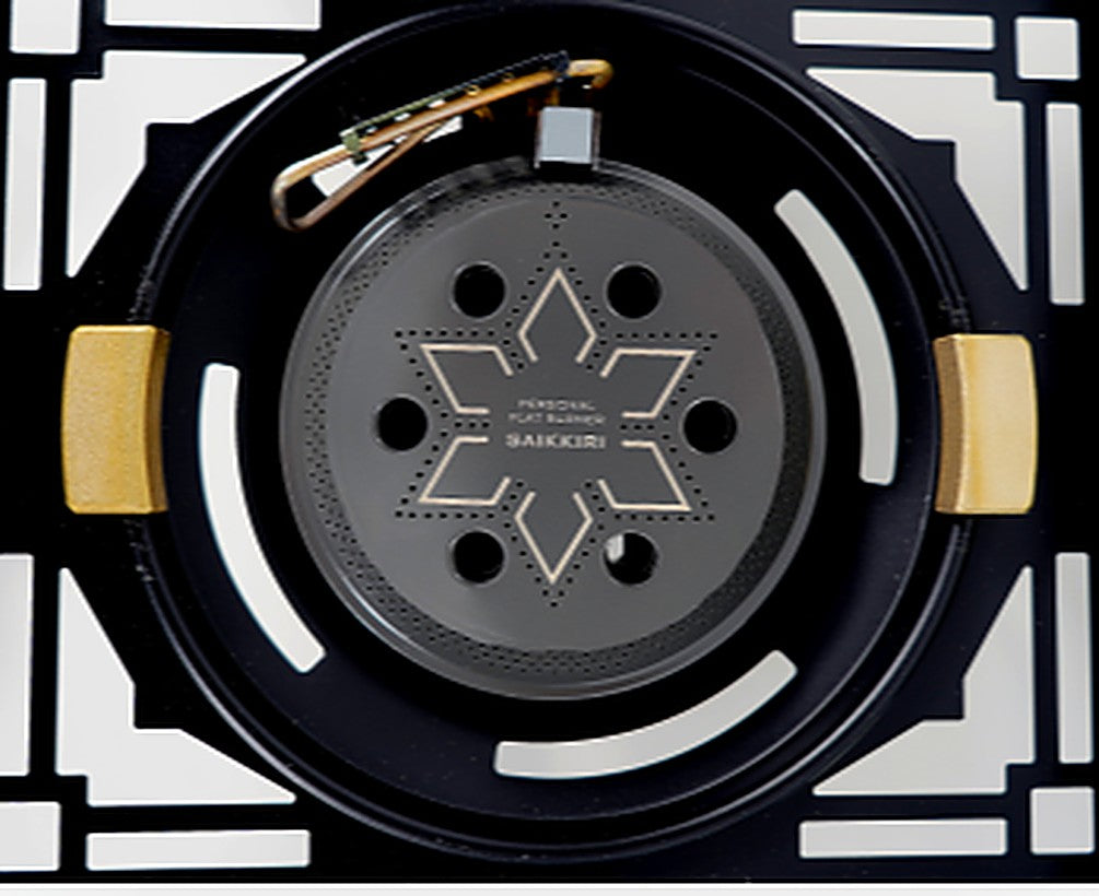 Titanium-ceramic coated burner head, clean and unchanged