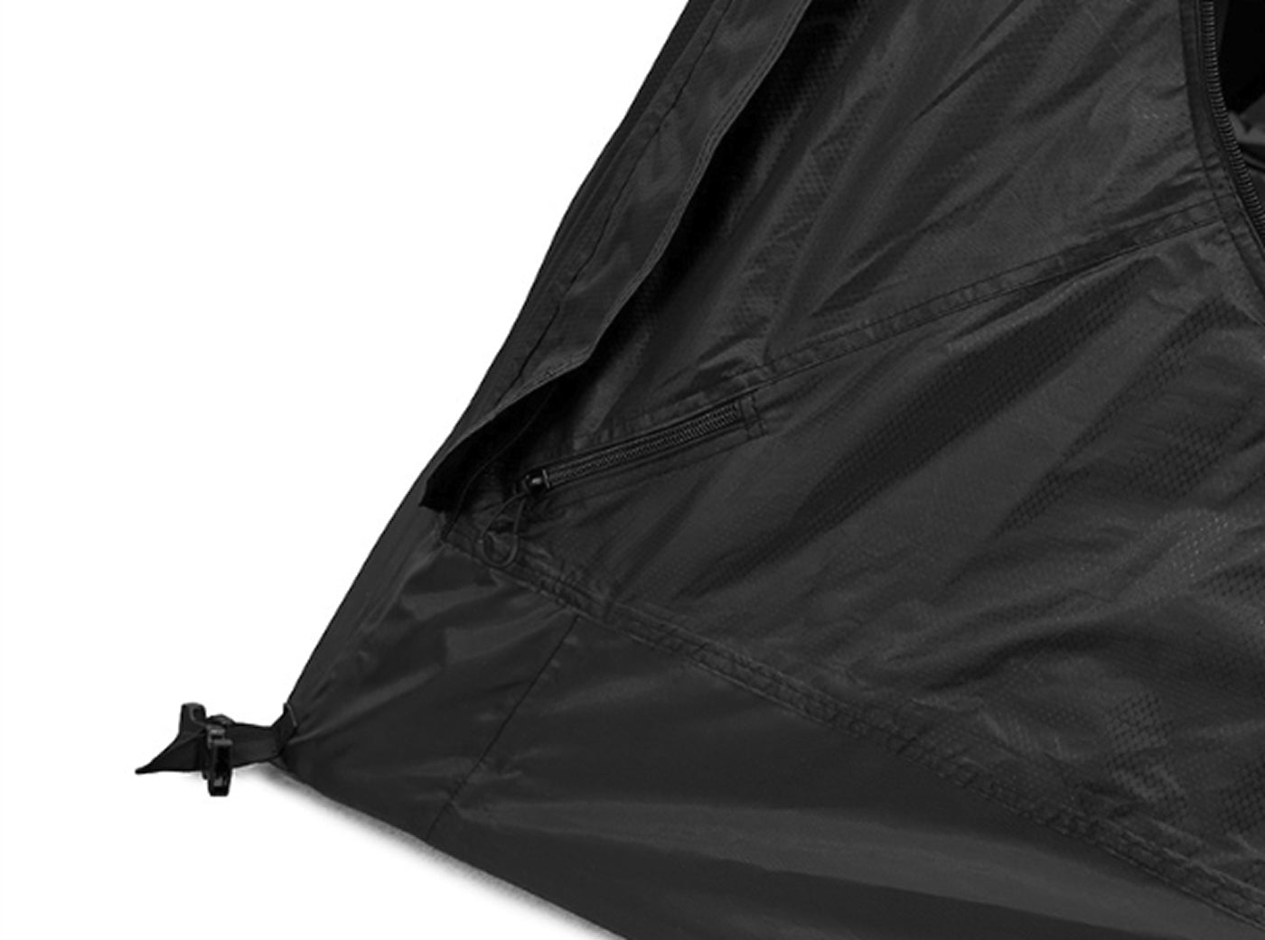 theEarth GEO AIR4 Tent, Black, roof corner fitting and peak detail against the sky