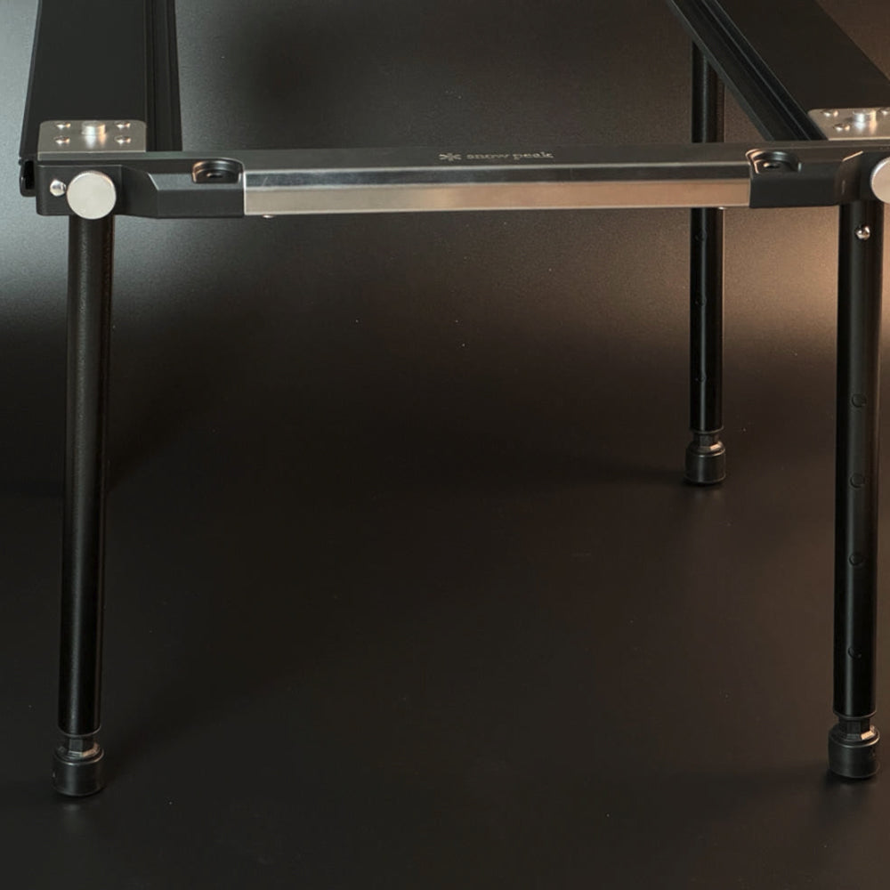 Black anodized aluminum 7075 adjustable leg
